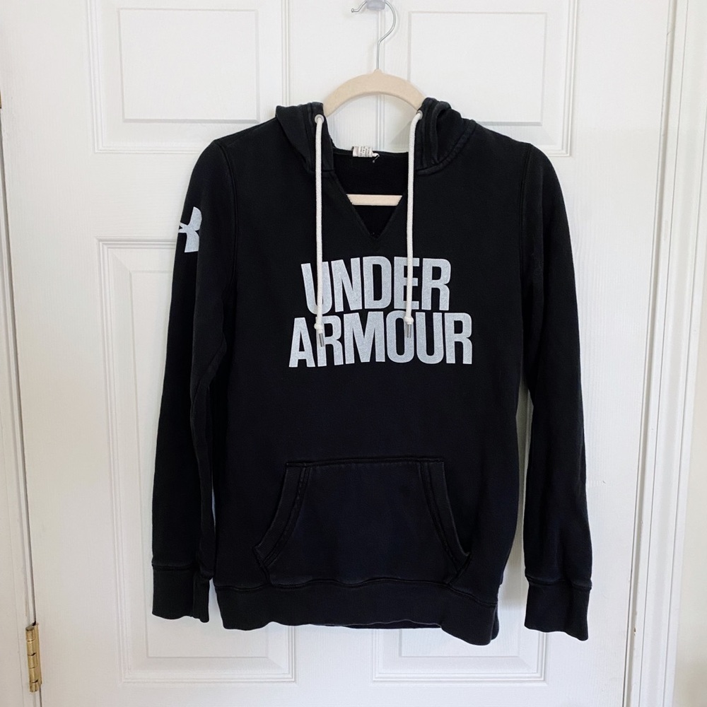 UNDER ARMOUR HOODIE